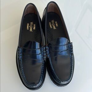 G.H. Bass & Co. Men's Black Loafers
